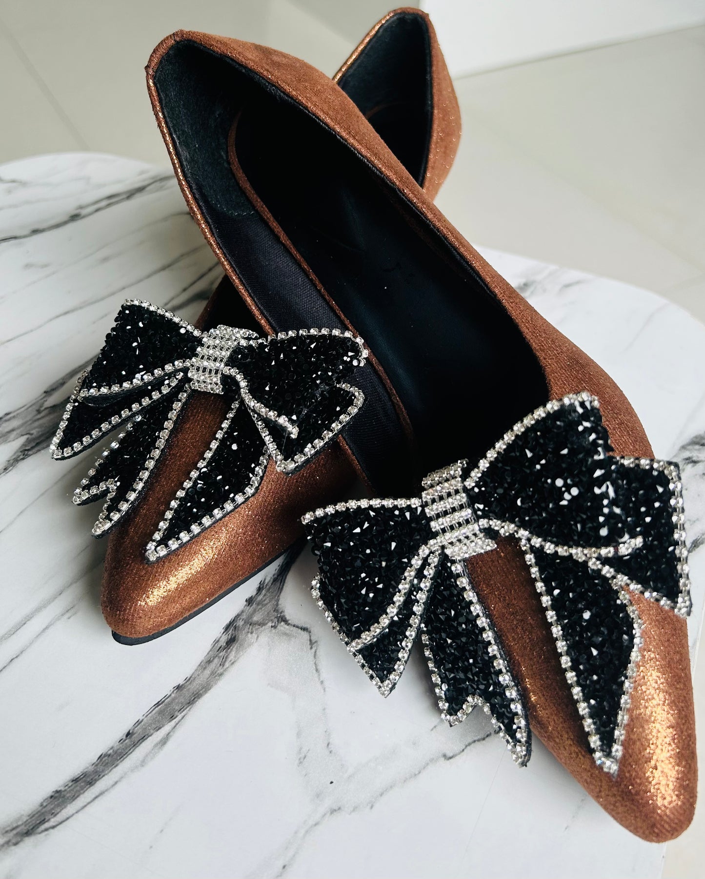 Glowing Diamonds