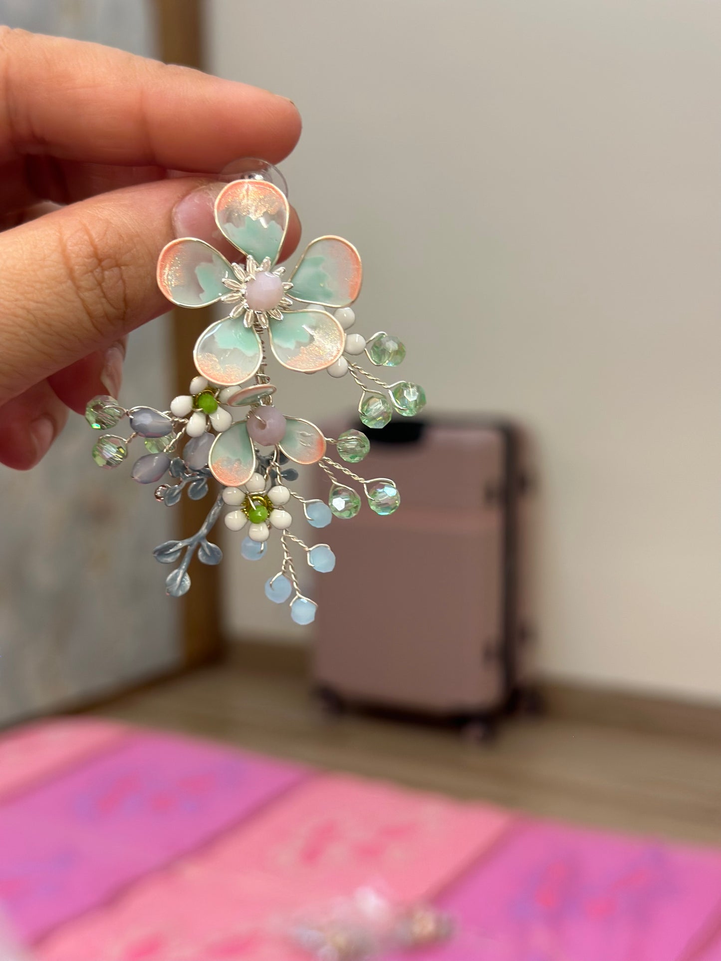 Neonise Blooms