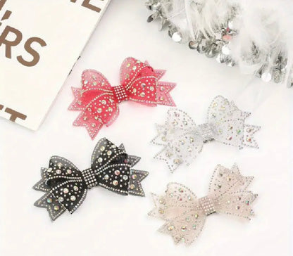 Globo Bows