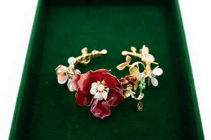 Twist of Tinsel & Petals