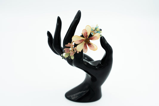 Floral Flick Twistie