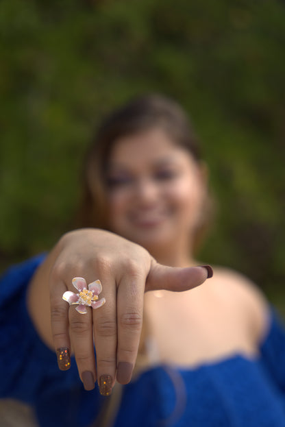Champagne Petal