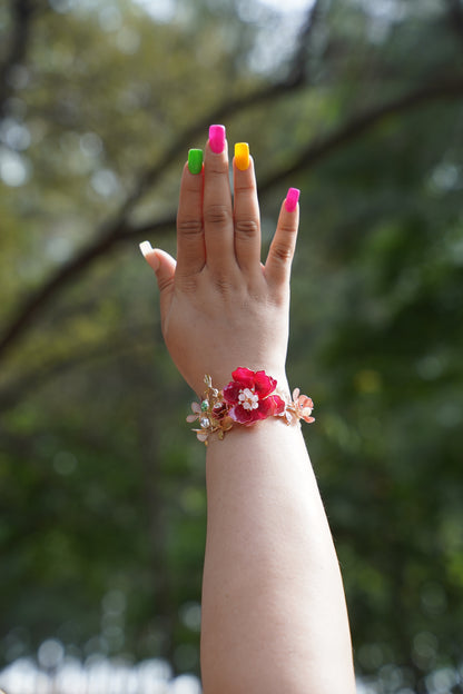 Twist of Tinsel & Petals