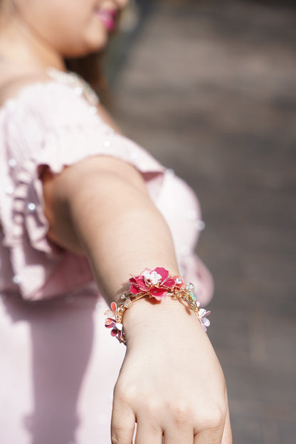 Twist of Tinsel & Petals