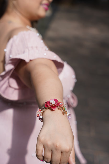 Twist of Tinsel & Petals